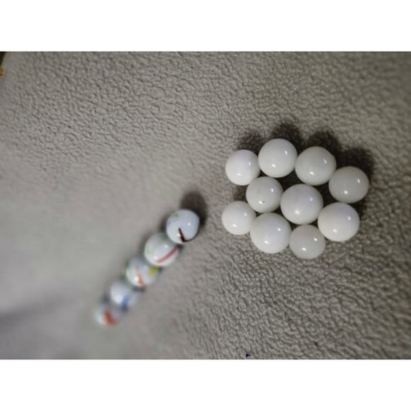 Lot 15 Vintage Milk Glass MARBLES Swirl Stripe White - Picture 4 of 6